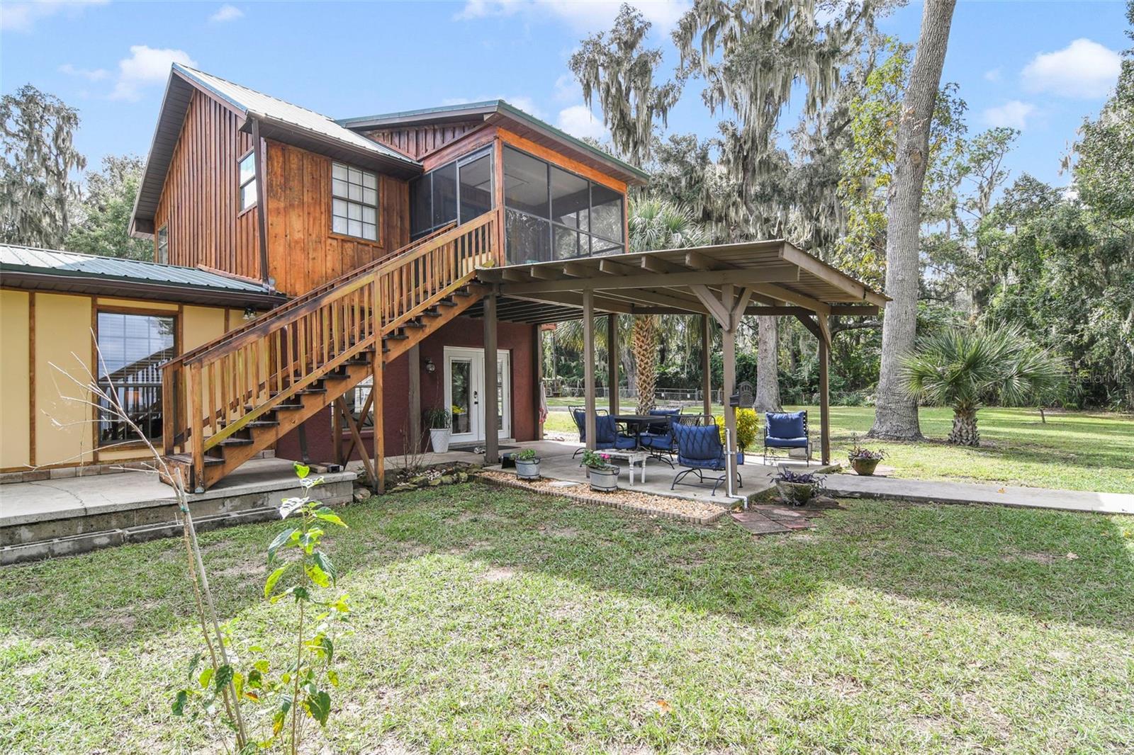 HUGH THOMPSON - Residential