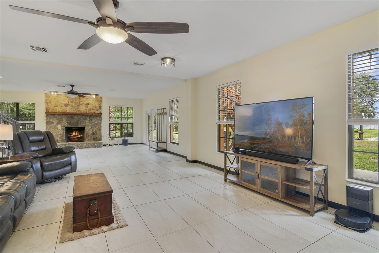 HUGH THOMPSON - Residential