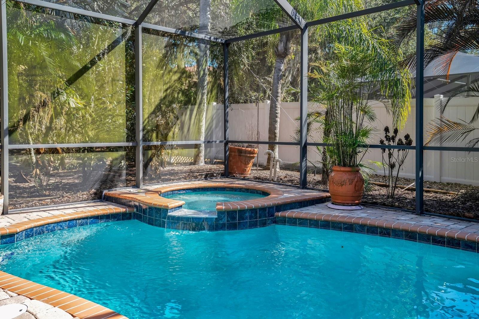 OAK LANDING - Residential