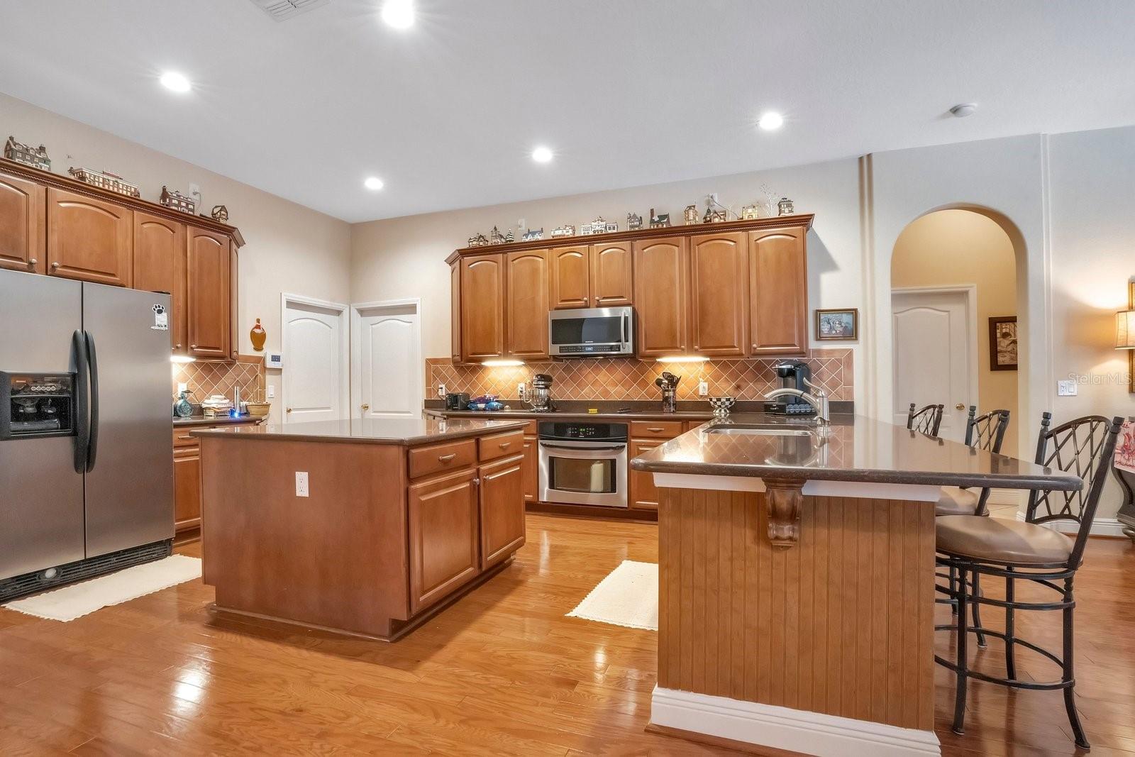 OAK LANDING - Residential