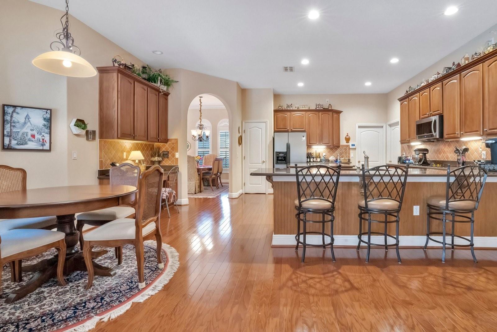 OAK LANDING - Residential