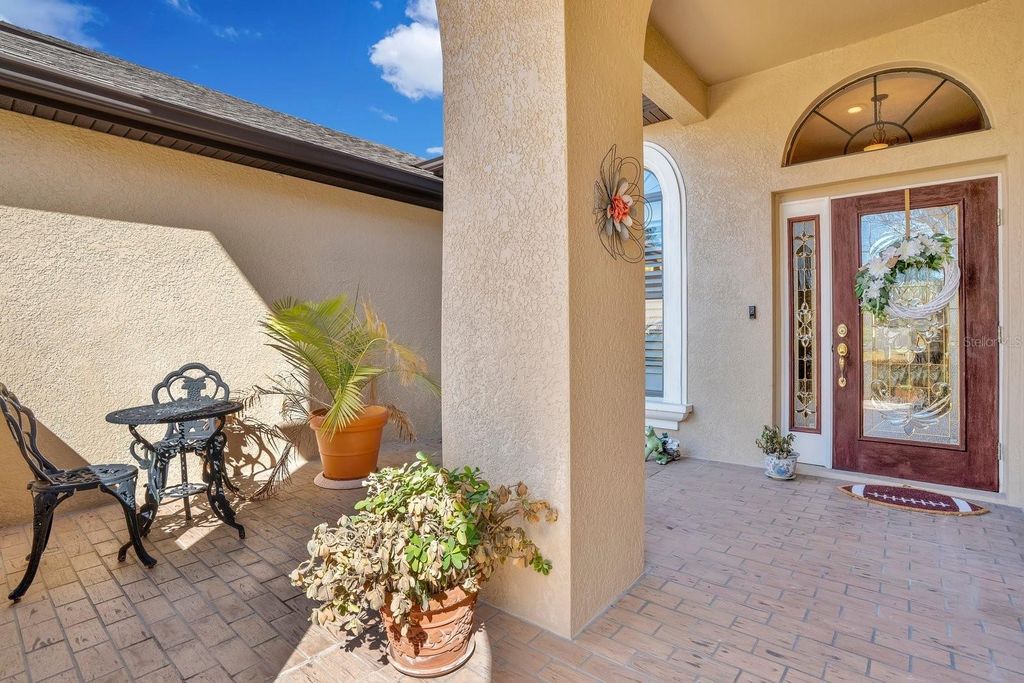 Photo of 444 Oak Landing Boulevard, Mulberry, FL 33860 (MLS # L4959364)