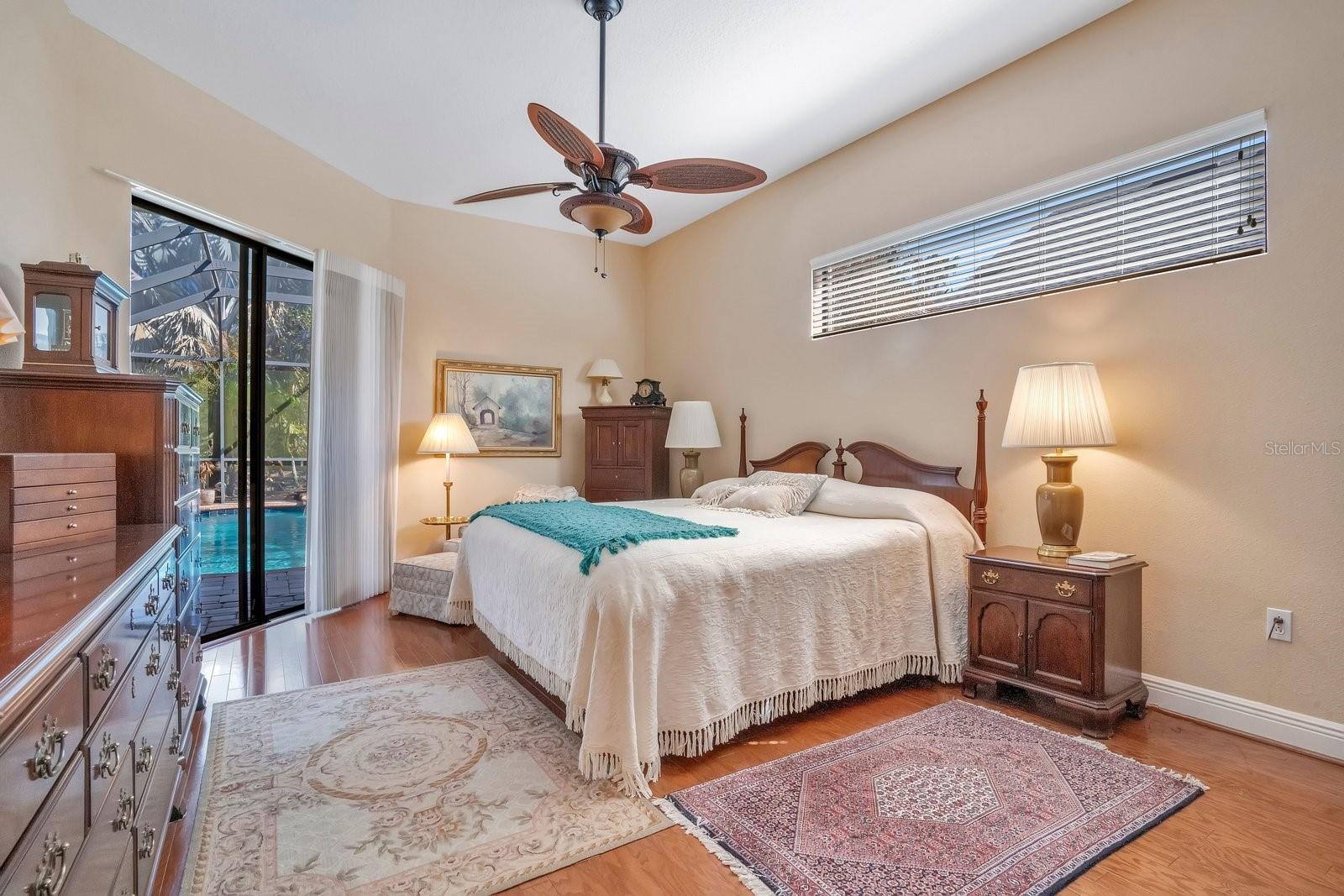 OAK LANDING - Residential