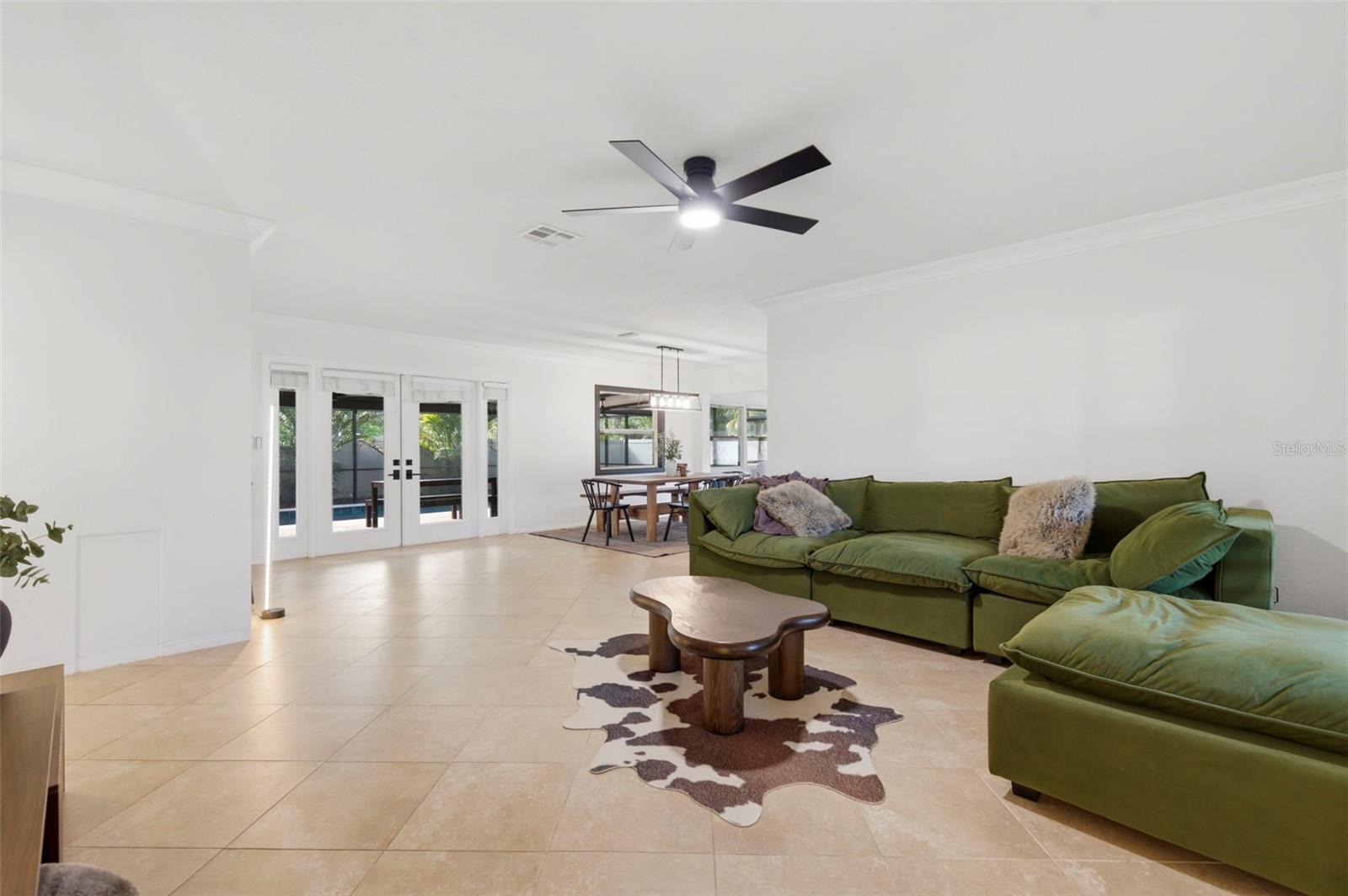 VILLA PARK ESTATES - Residential