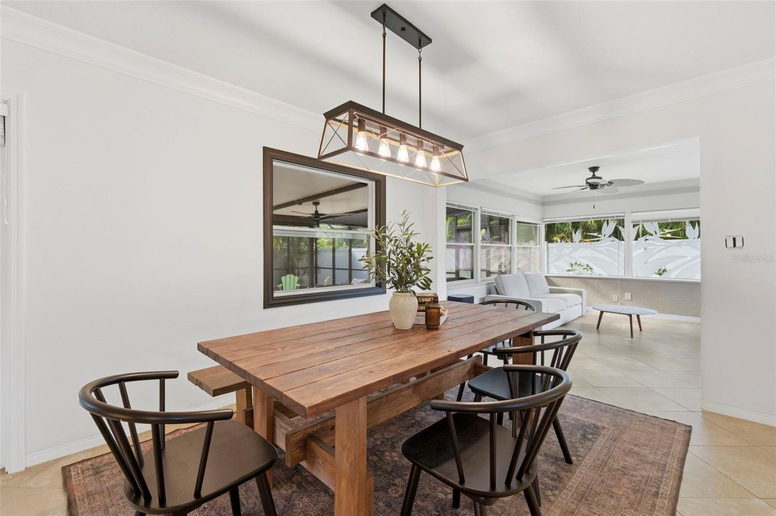 VILLA PARK ESTATES - Residential