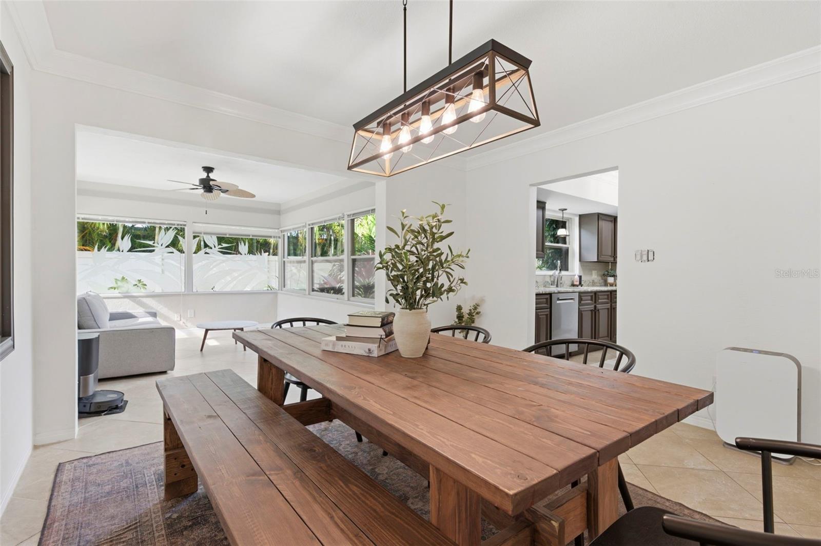 VILLA PARK ESTATES - Residential