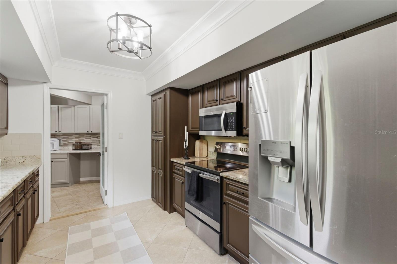 VILLA PARK ESTATES - Residential