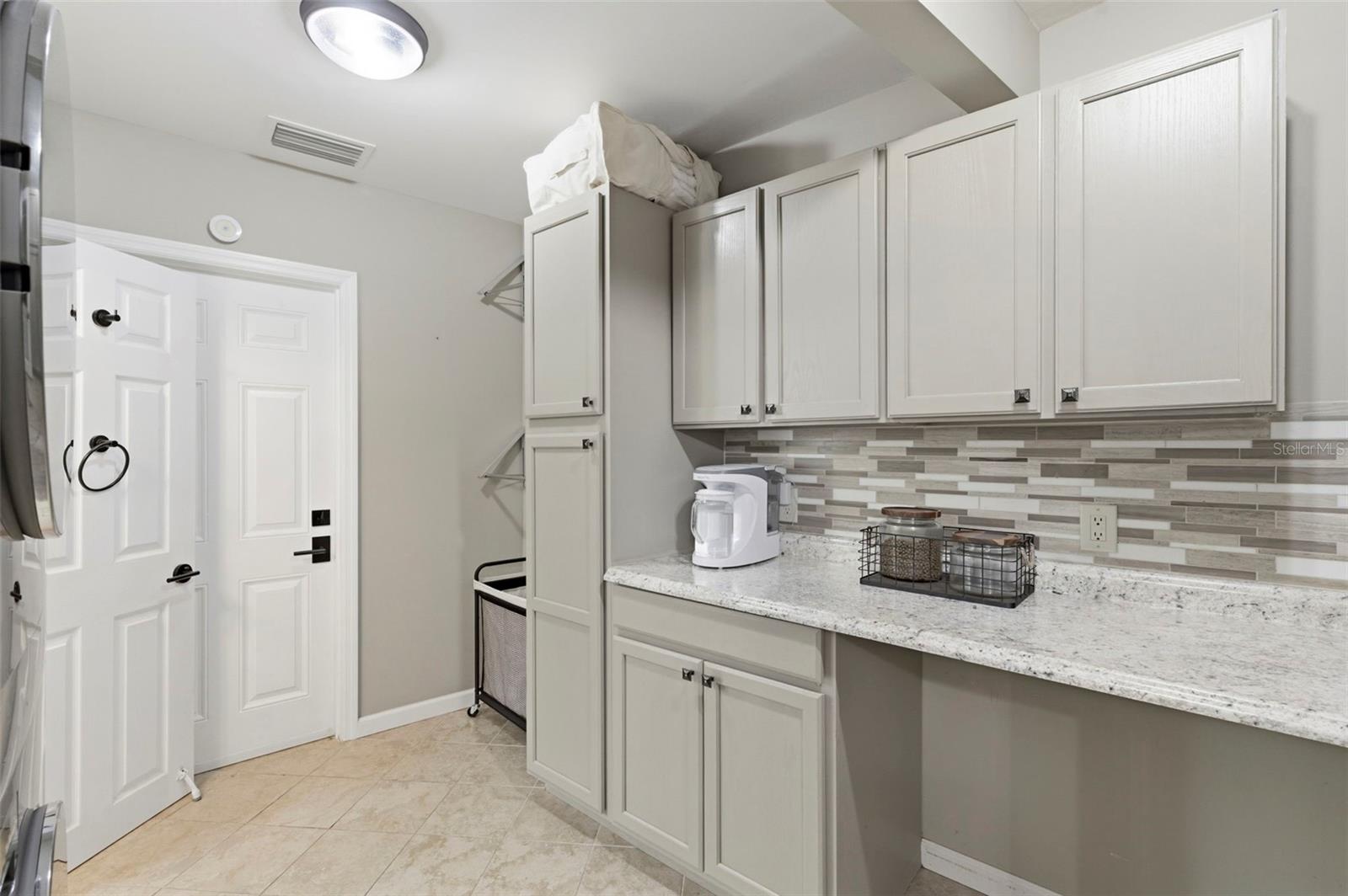 VILLA PARK ESTATES - Residential