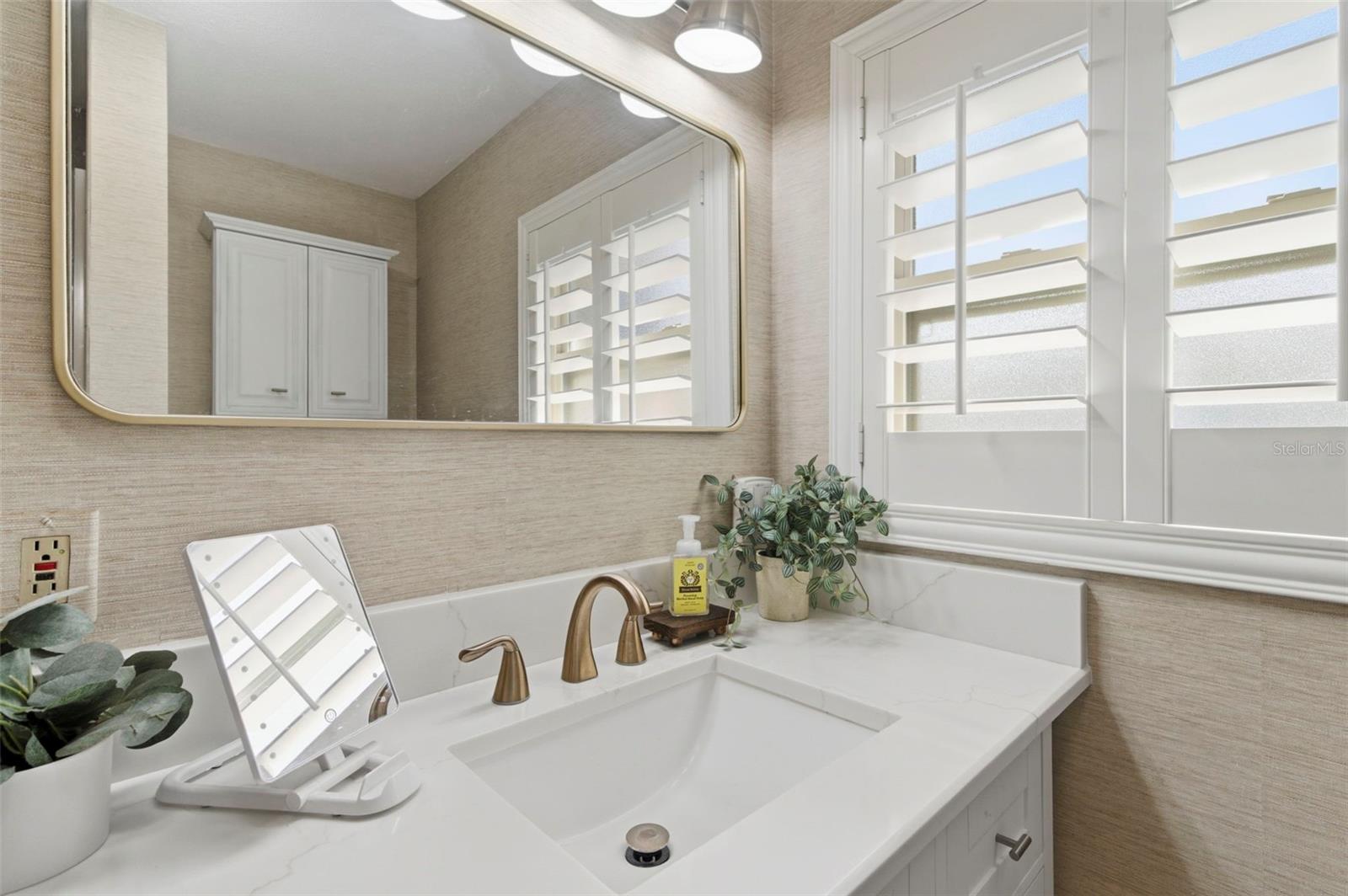 VILLA PARK ESTATES - Residential