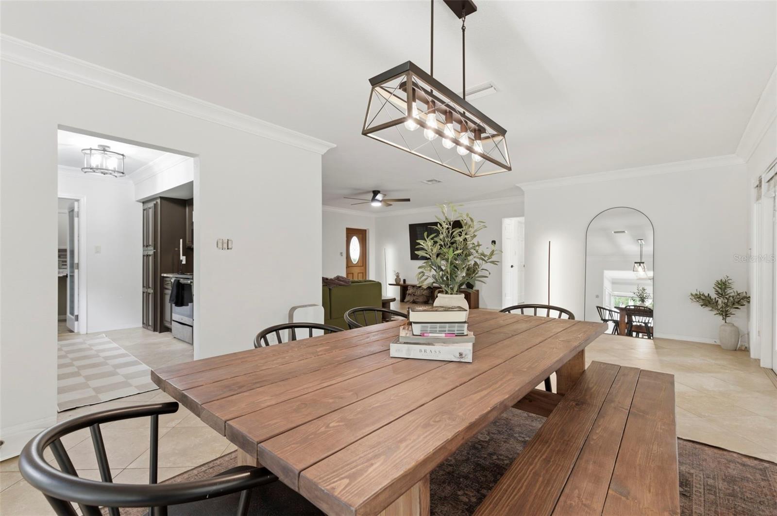 VILLA PARK ESTATES - Residential