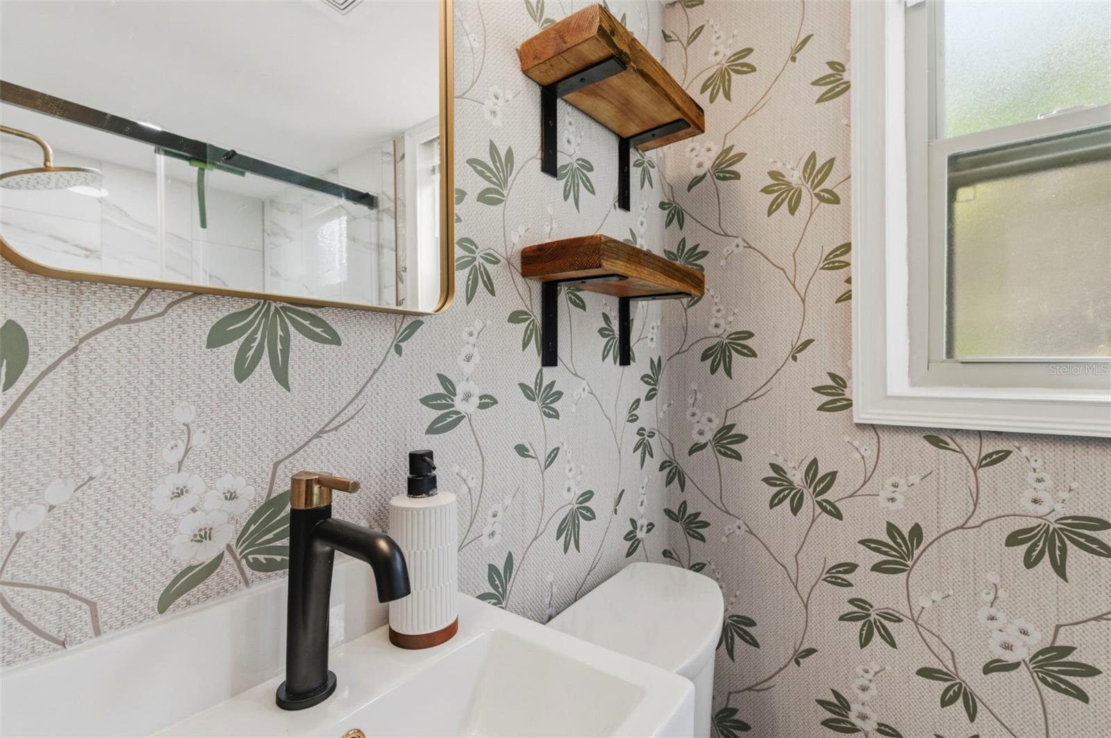 VILLA PARK ESTATES - Residential