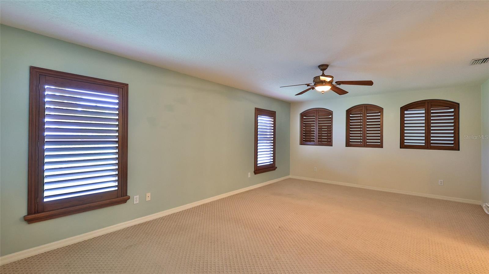 HIDDEN PINES - Residential