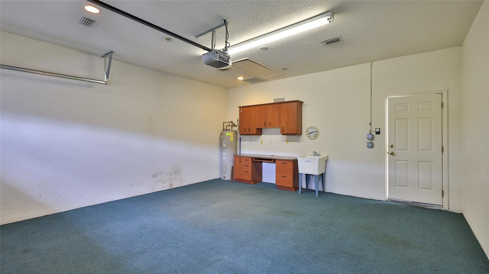 HIDDEN PINES - Residential