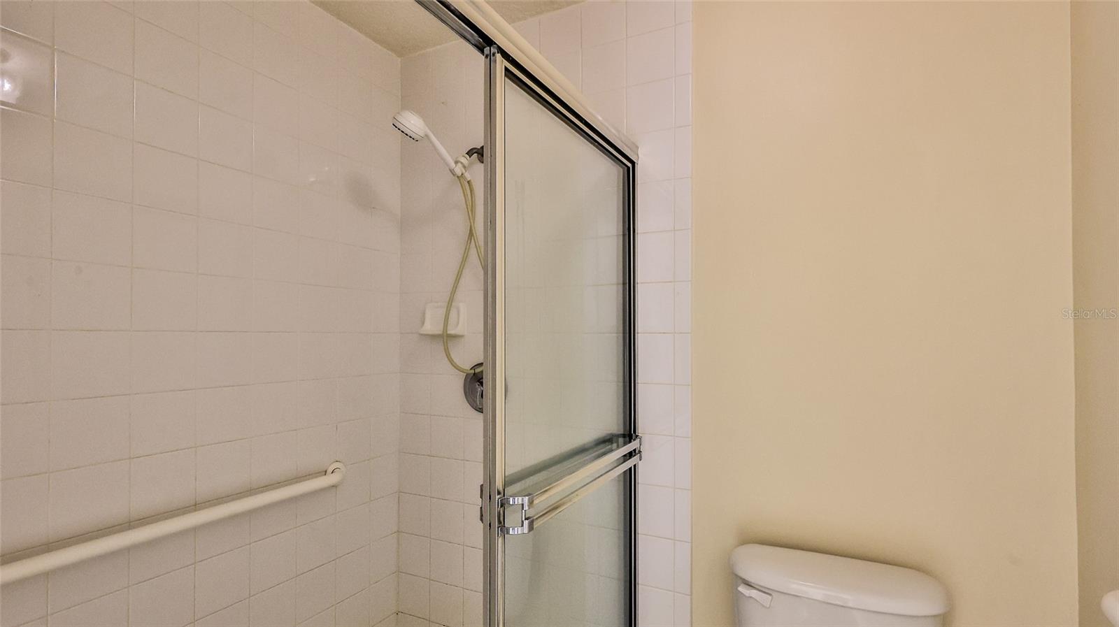 HIDDEN PINES - Residential