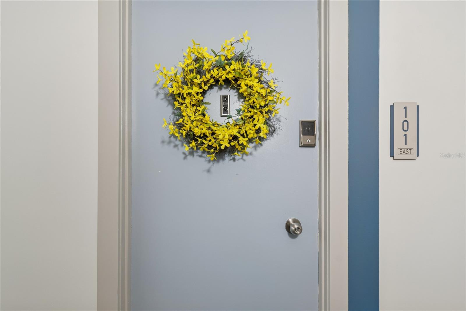 KEY CAPRI CONDO - Residential