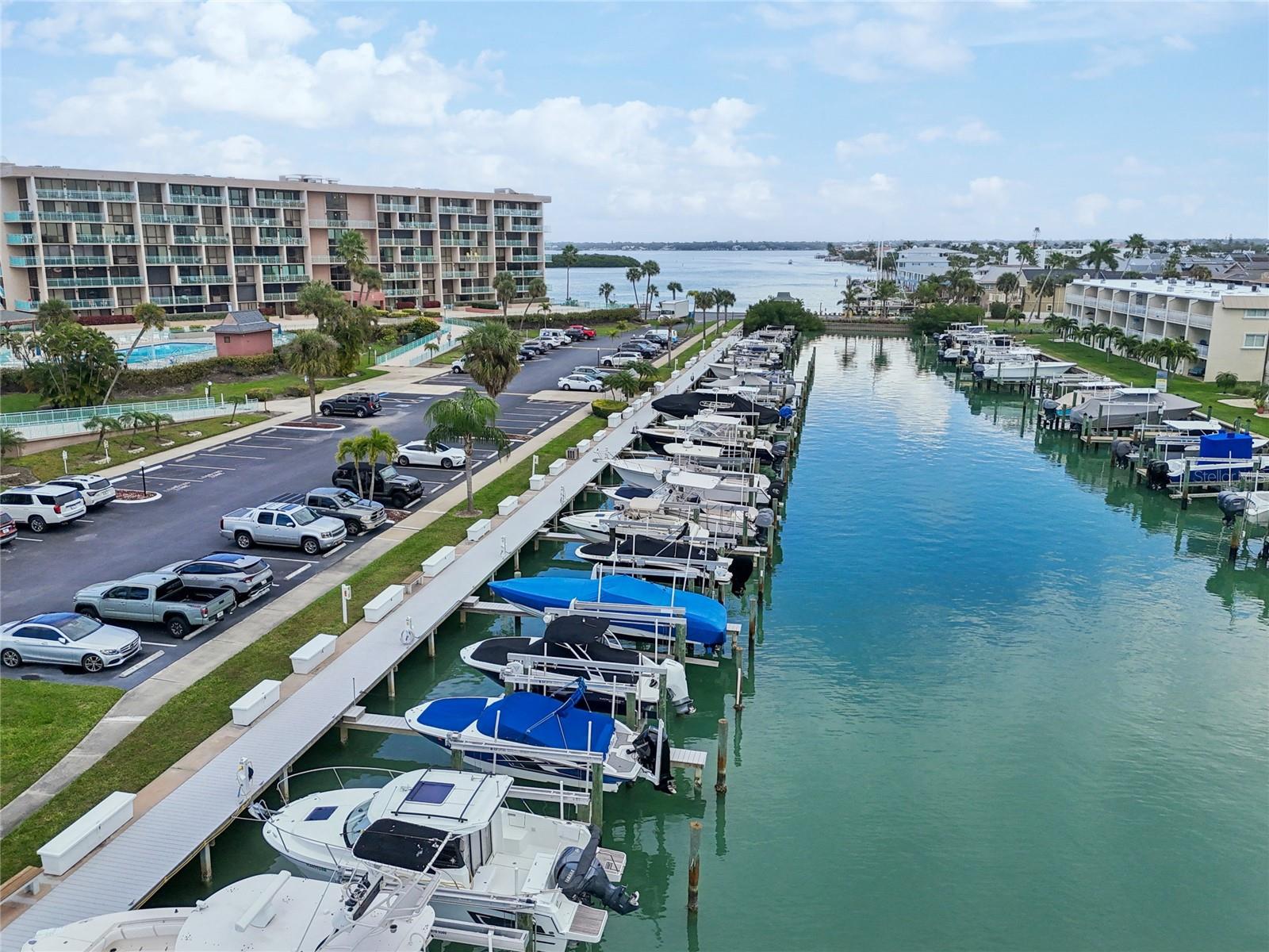 KEY CAPRI CONDO - Residential