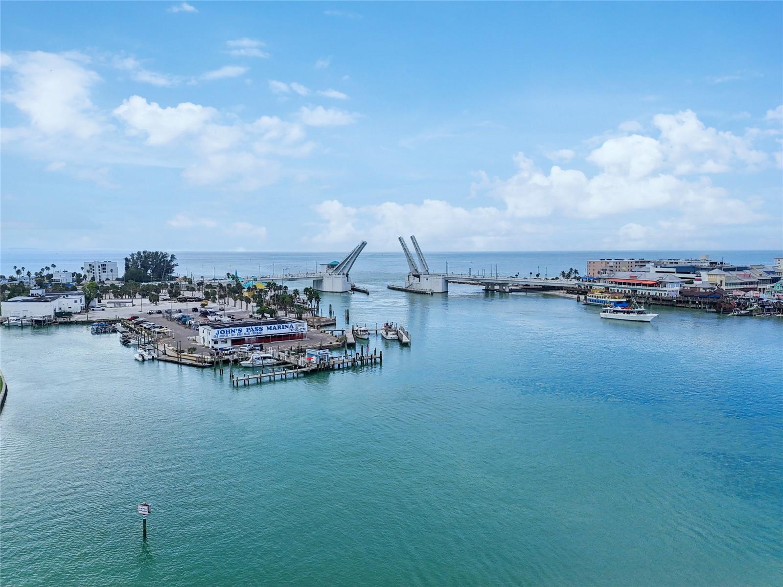 KEY CAPRI CONDO - Residential