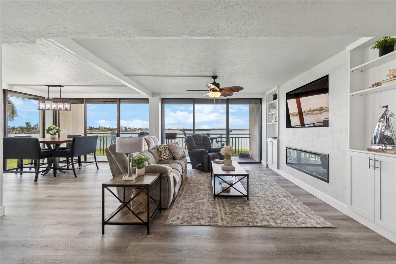 KEY CAPRI CONDO - Residential