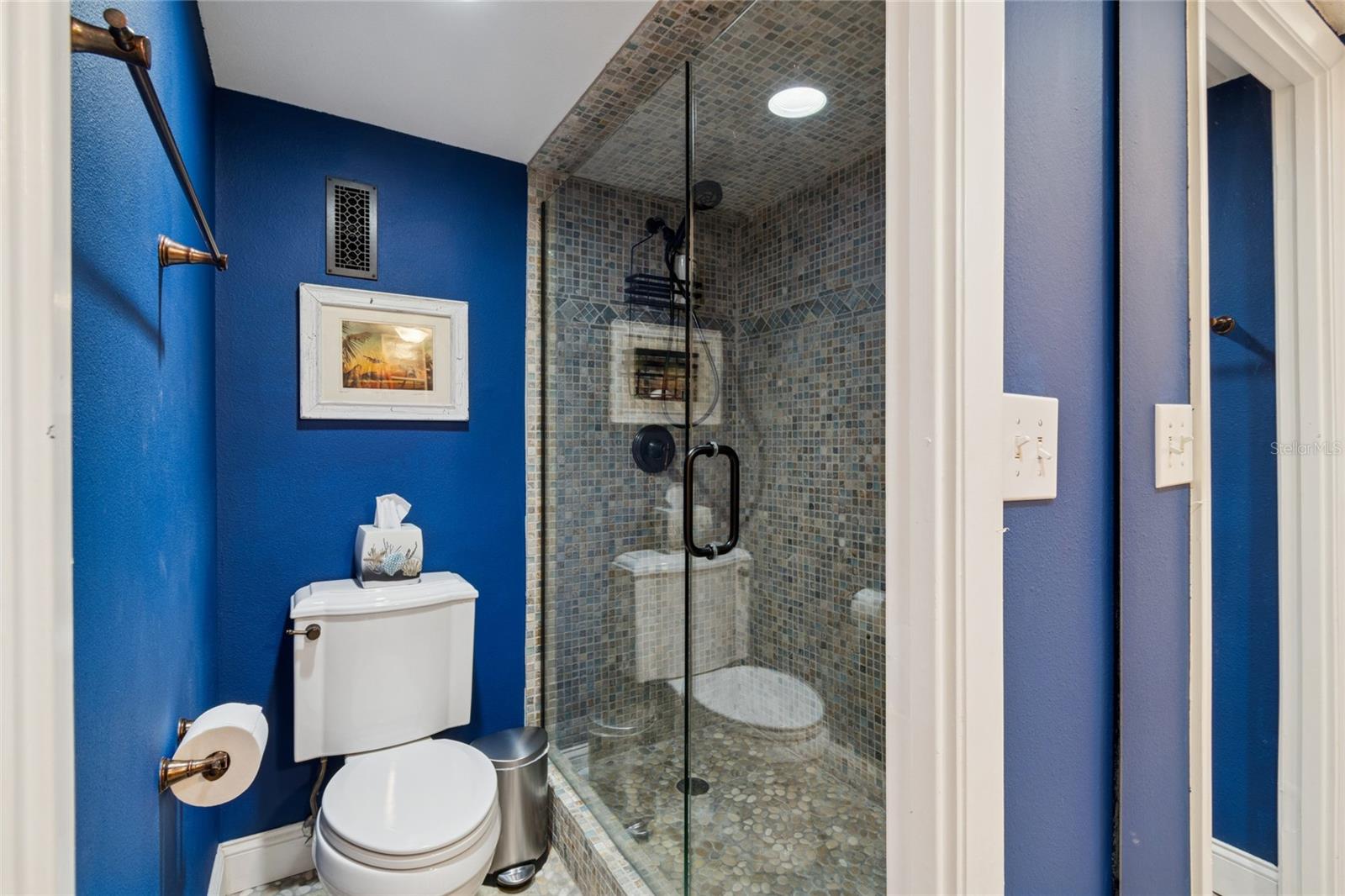 KEY CAPRI CONDO - Residential