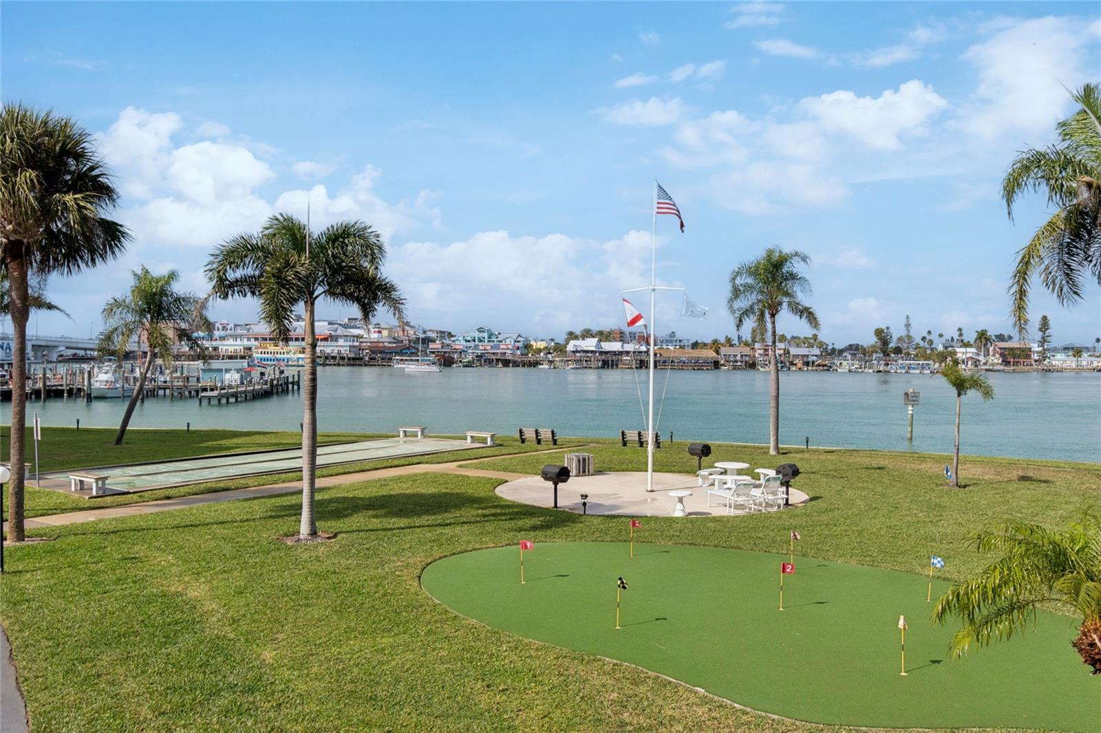 KEY CAPRI CONDO - Residential