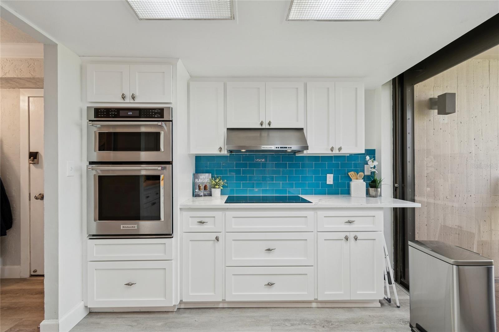 KEY CAPRI CONDO - Residential