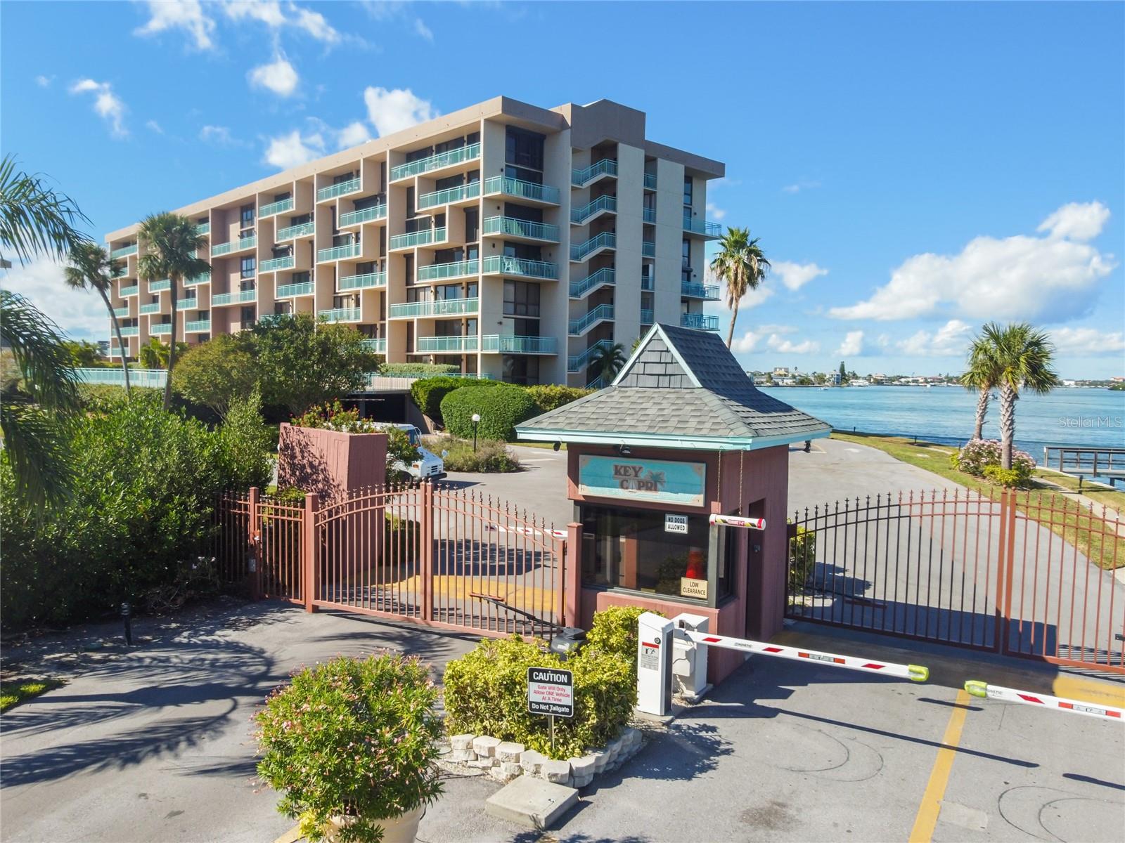 KEY CAPRI CONDO - Residential