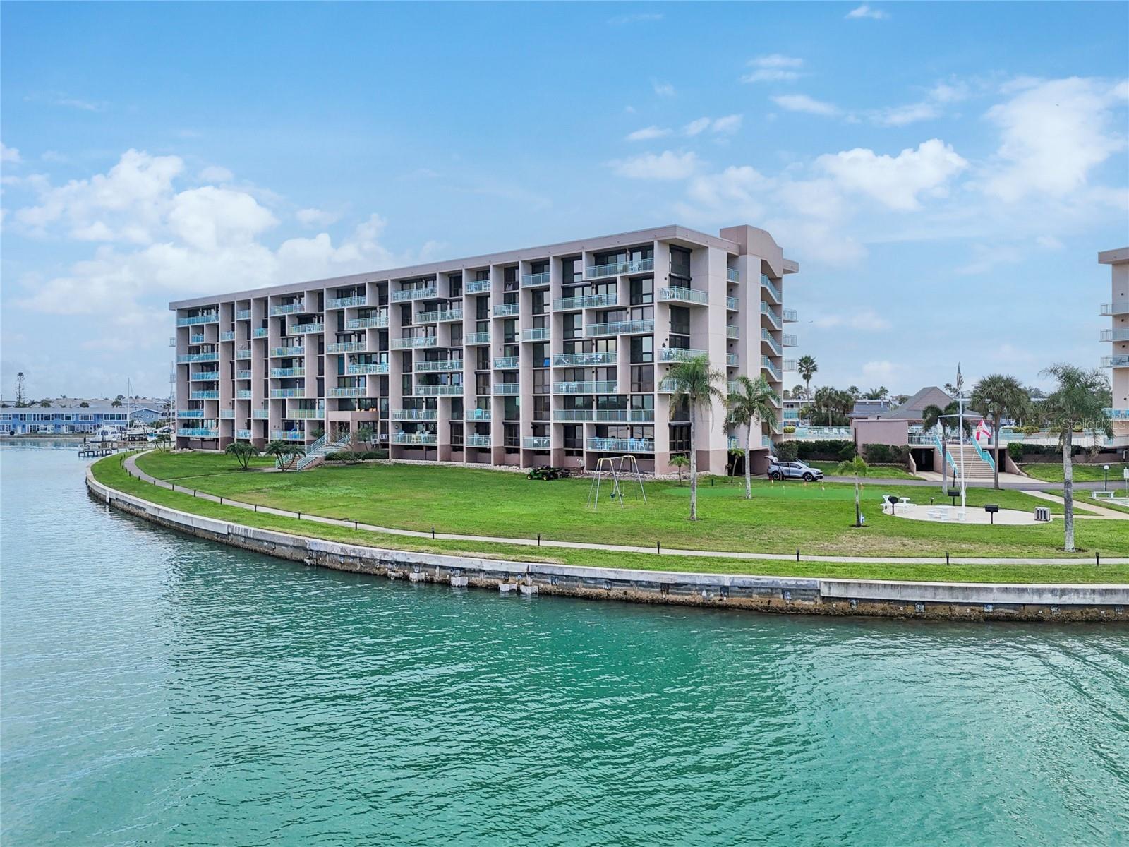 KEY CAPRI CONDO - Residential