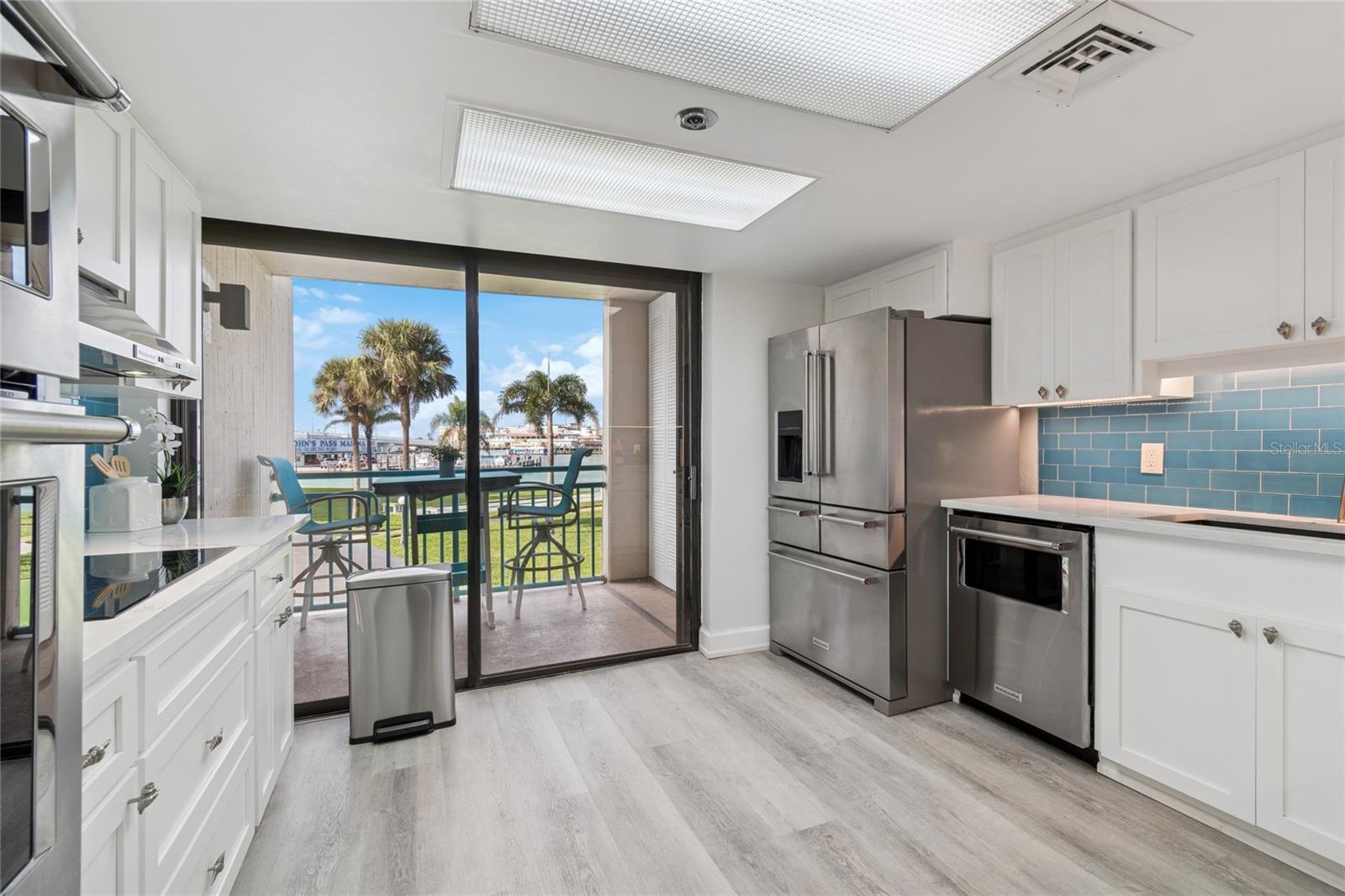 KEY CAPRI CONDO - Residential