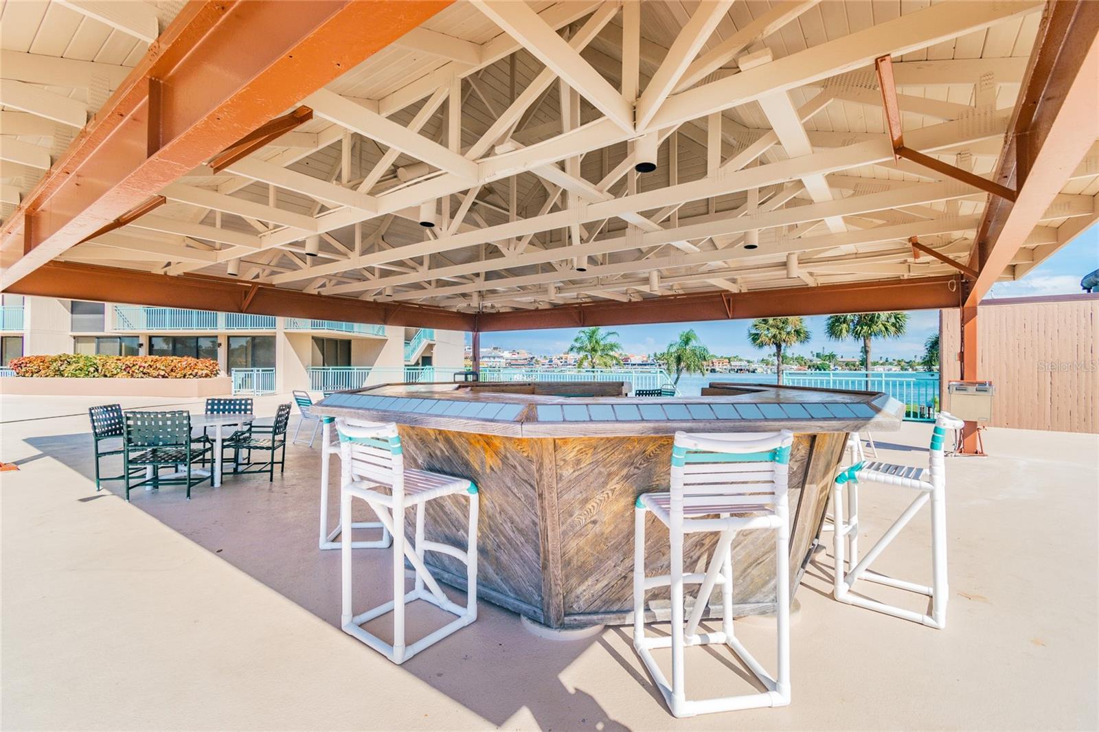 KEY CAPRI CONDO - Residential