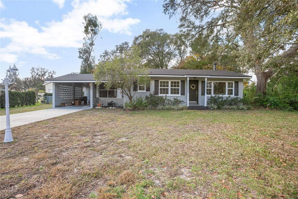 Photo of 2448 Dartmouth Road, Deland, FL 32724 (MLS # V4946699)