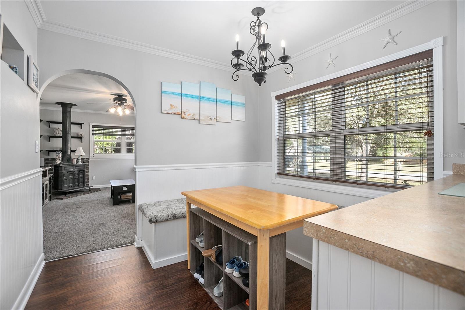 COUNTRY CLUB ESTATES - Residential