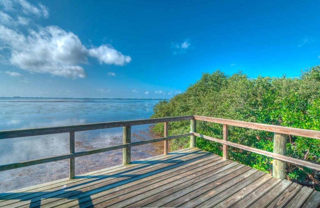 LEGENDS BAY - Residential