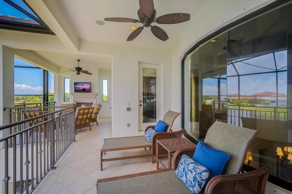 LEGENDS BAY - Residential