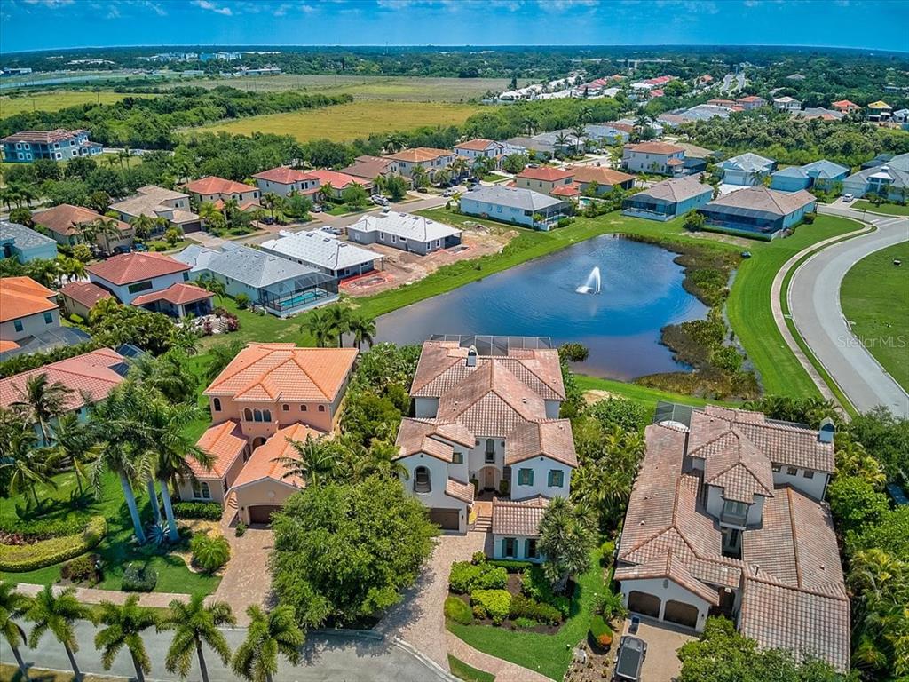 LEGENDS BAY - Residential