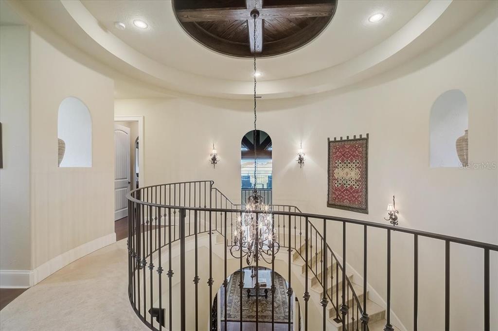 LEGENDS BAY - Residential