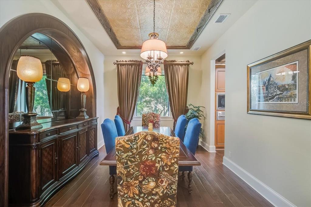 LEGENDS BAY - Residential