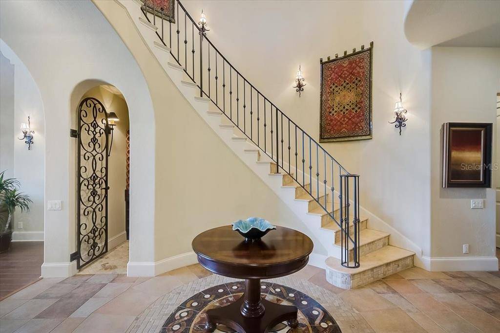 LEGENDS BAY - Residential