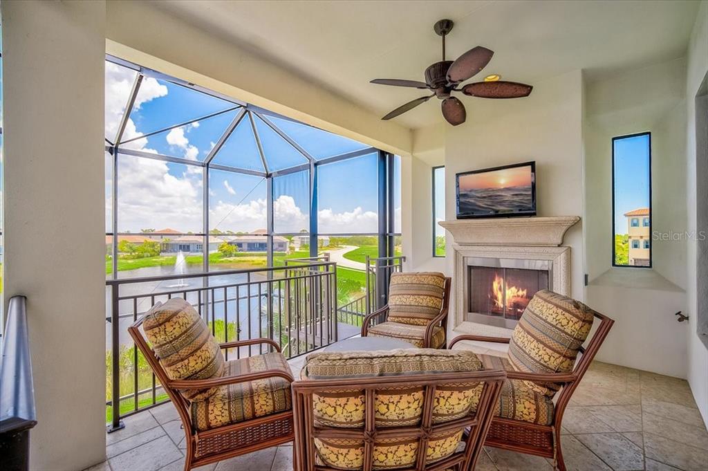 LEGENDS BAY - Residential