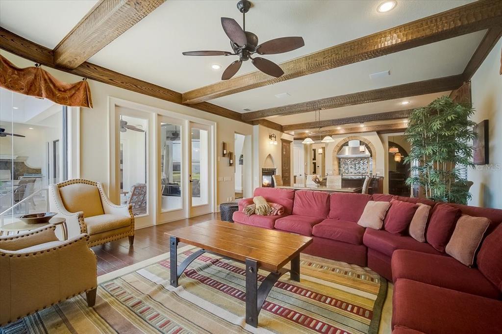 LEGENDS BAY - Residential