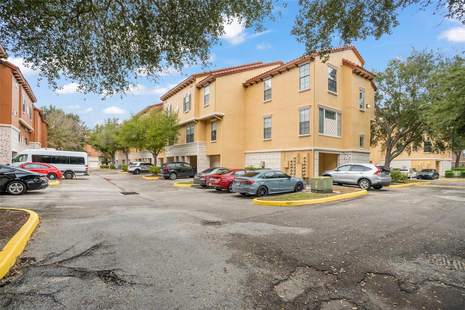 6119 METROWEST BOULEVARD 106