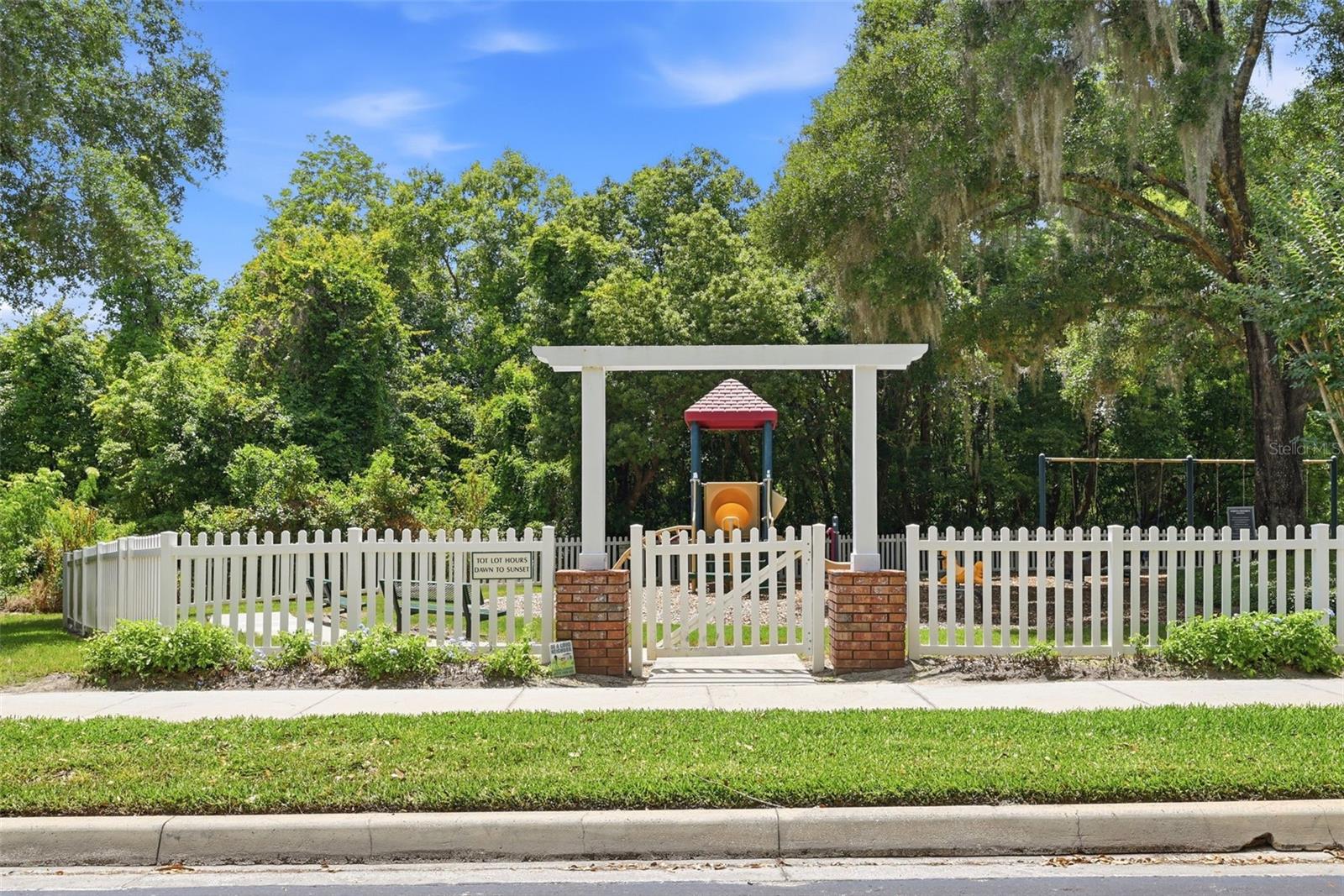 WEKIVA PRESERVE - Residential