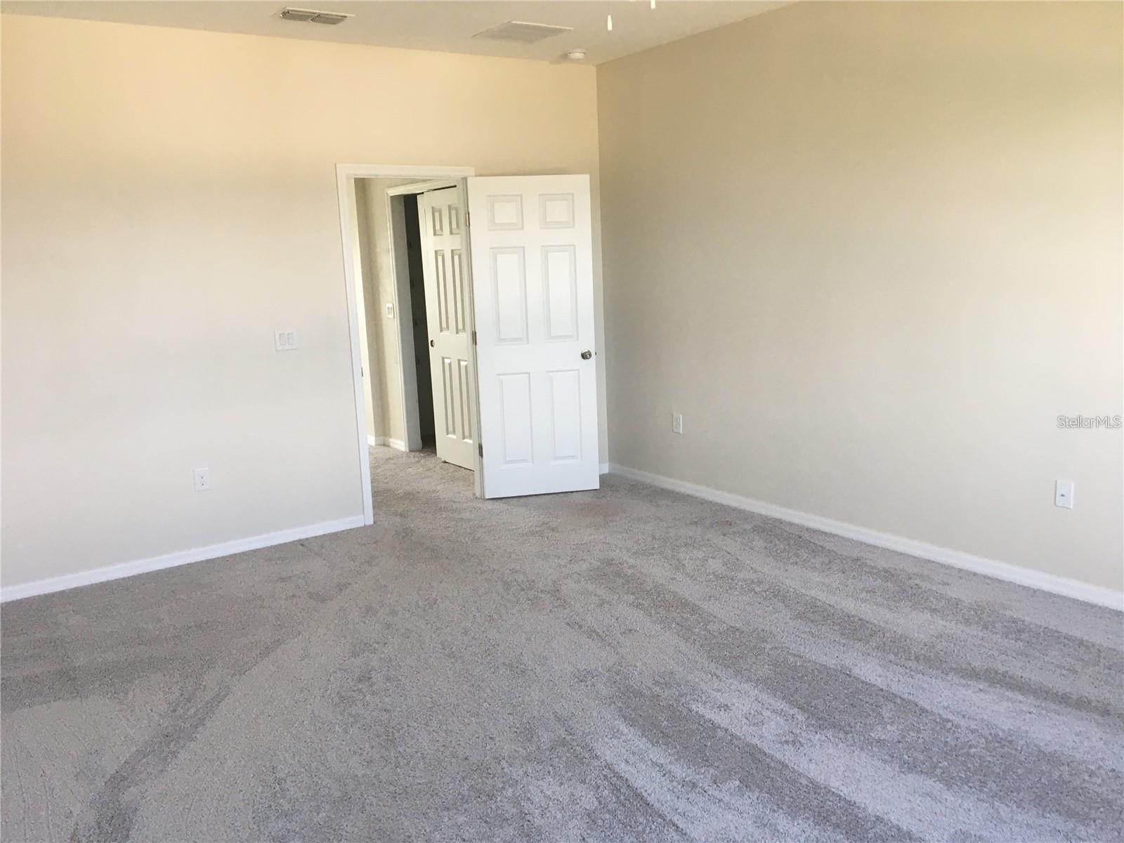 HIGHLAND MDWS PH III - Residential Lease