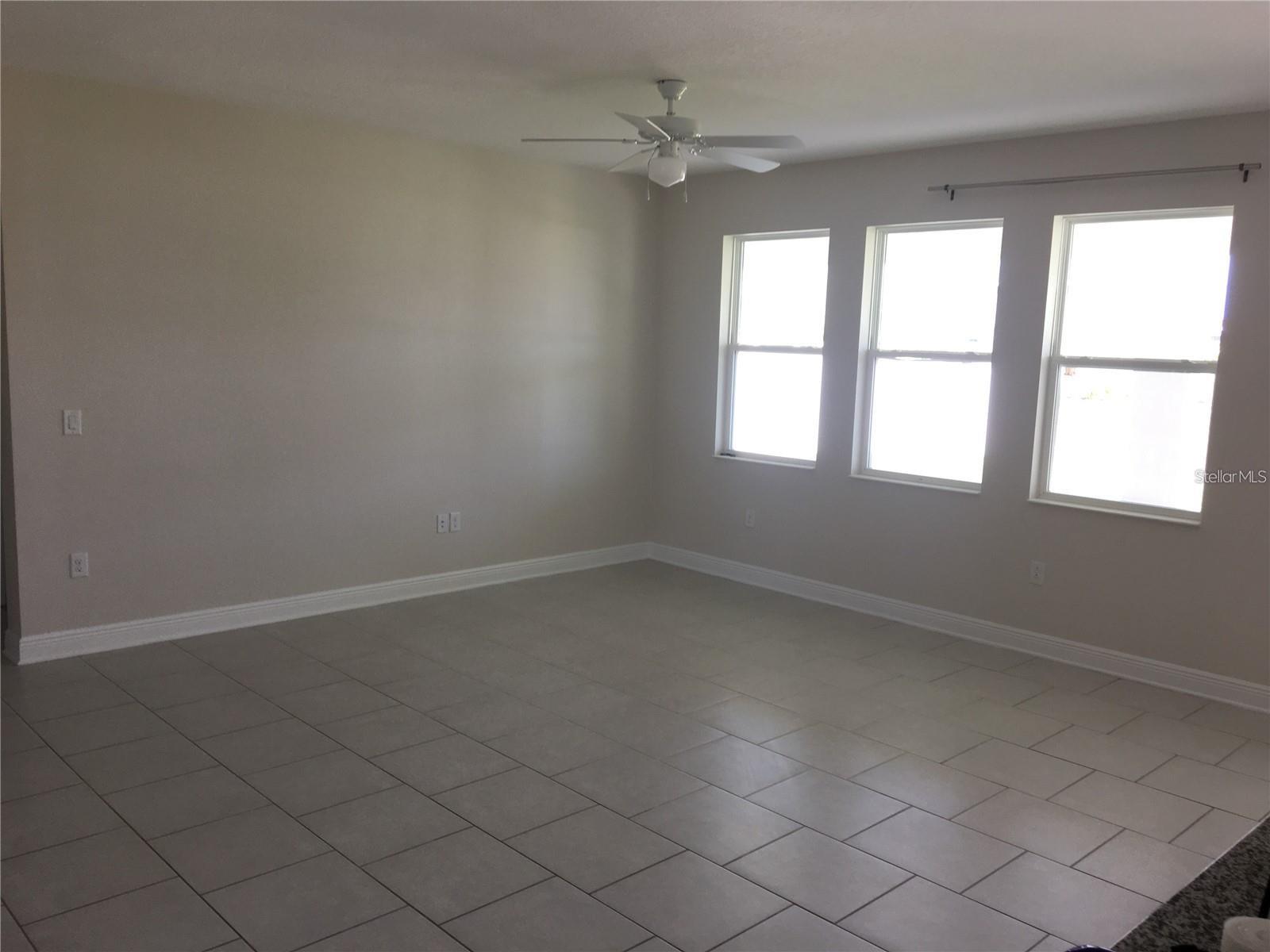 HIGHLAND MDWS PH III - Residential Lease