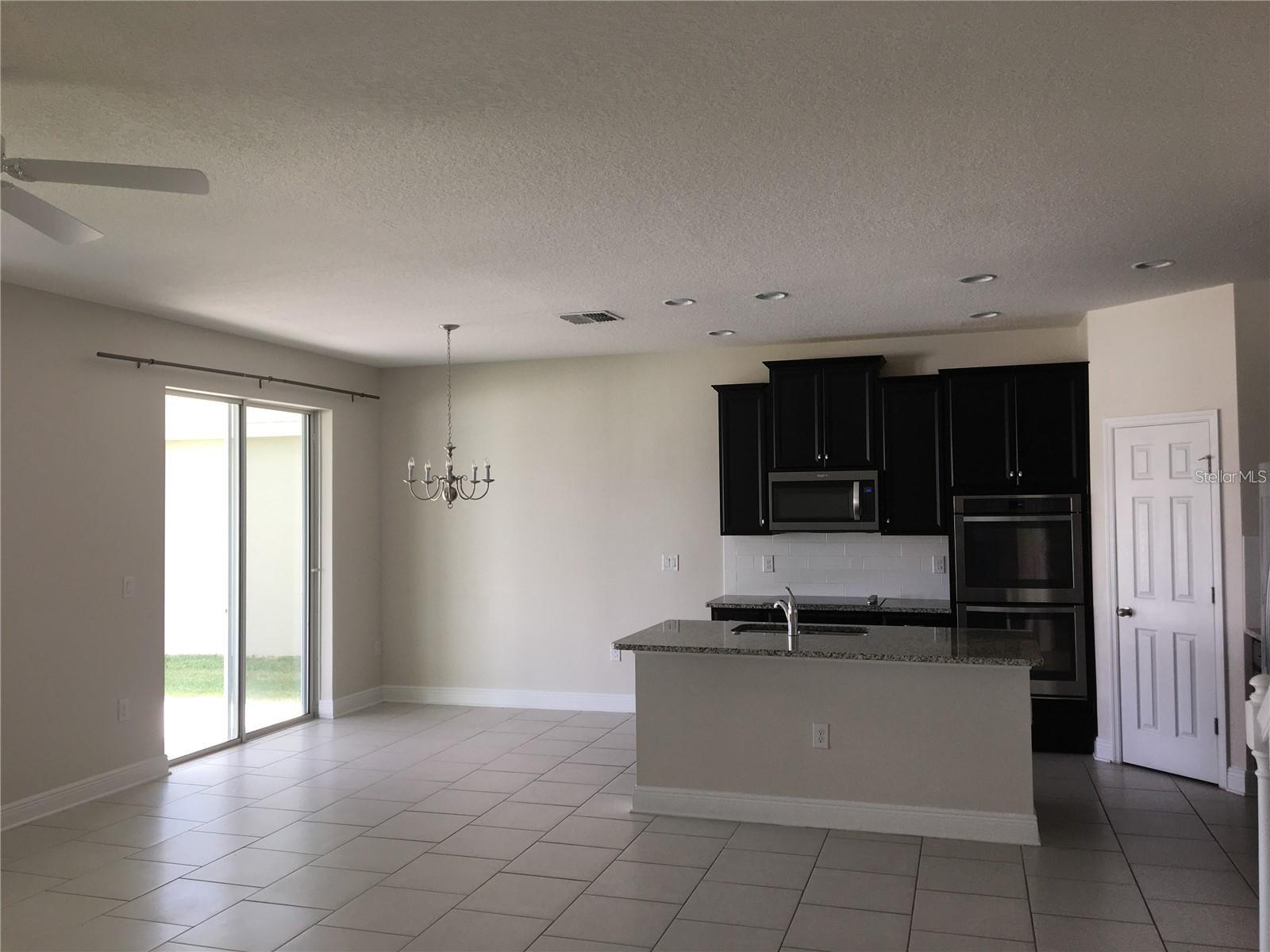 HIGHLAND MDWS PH III - Residential Lease