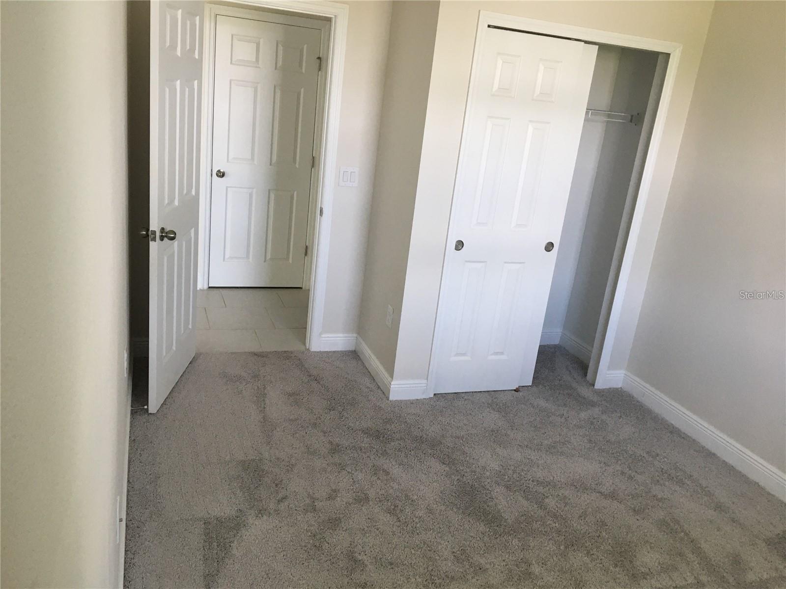 HIGHLAND MDWS PH III - Residential Lease