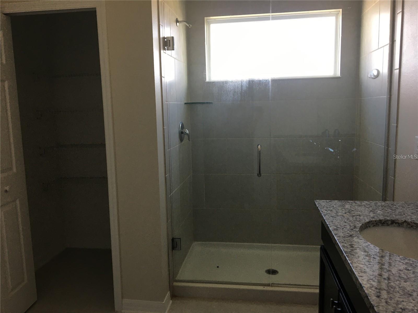 HIGHLAND MDWS PH III - Residential Lease