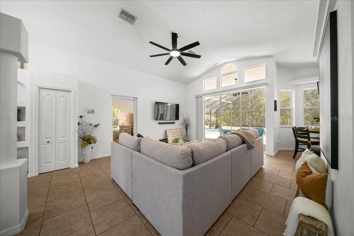 MINI FARMS UNIT 17 UNREC - Residential