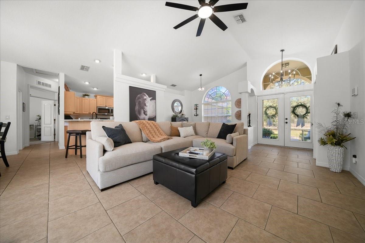 MINI FARMS UNIT 17 UNREC - Residential