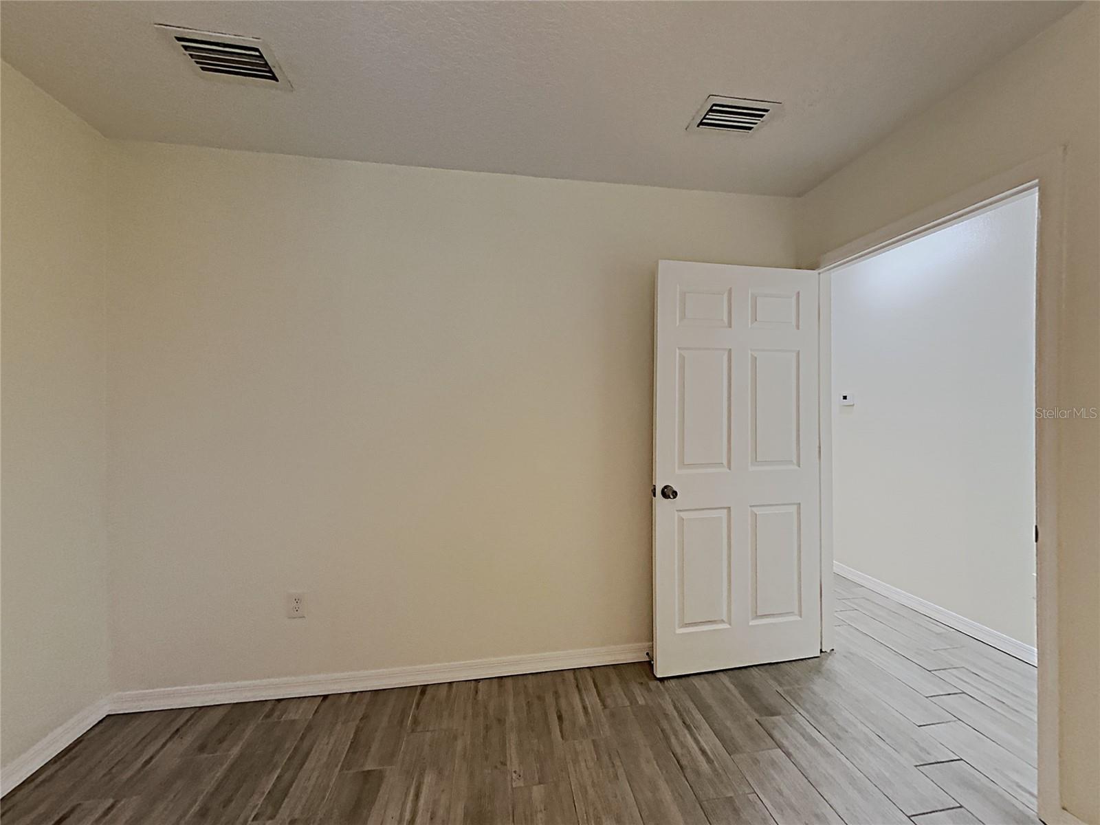 MUSSON & ABERCROMBIES SUB - Residential Lease