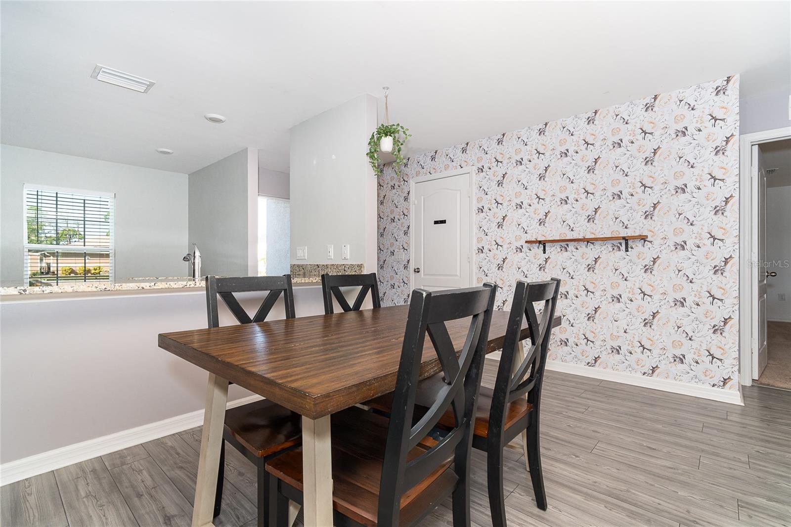 2408 BONANZA LANE